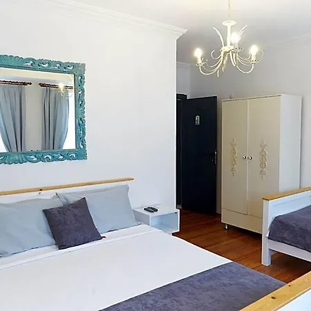 Ebruli Hotell 3*
