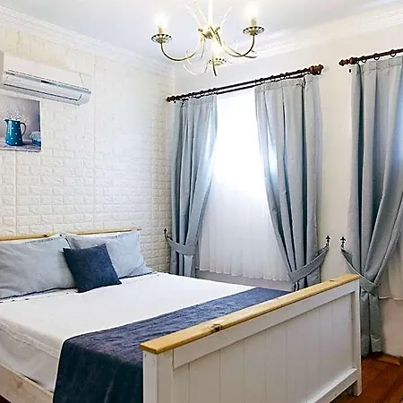 Hotell Ebruli Bozcaada